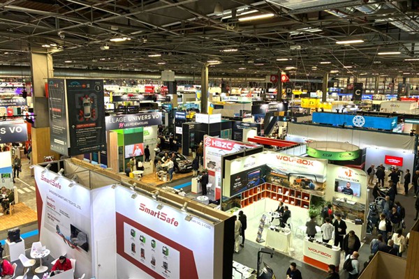 OSS Derneği, Türkiye otomotiv satış sonrası sektörünü Paris’te temsil etti