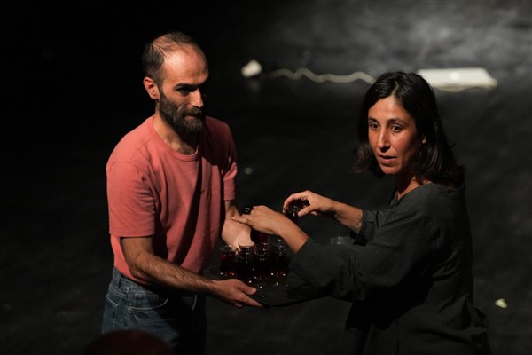 Etimesgut’ta “Kaçak Çay Saati” isimli gösteri sahnelendi