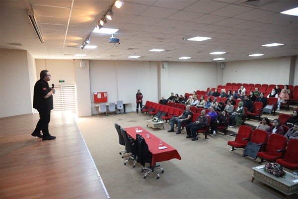 ÇAK-TİM’den kaymakamlık personeline deprem eğitimi