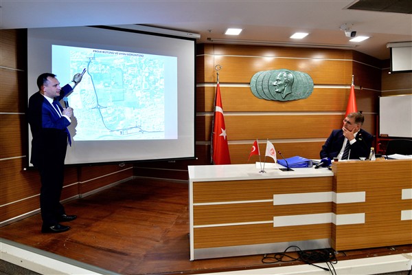 Bornova’nın geleceğine yönelik yatırımlar değelendirildi