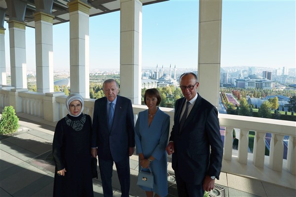 Cumhurbaşkanı Erdoğan, Almanya Şansölyesi Merz ile görüştü