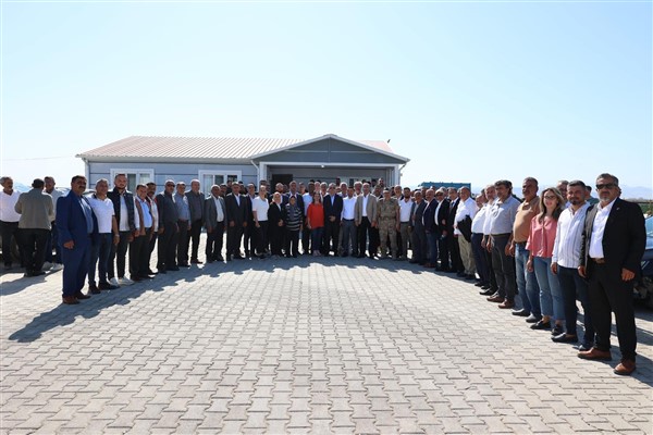 Başkan Yapar, mahalle muhtarlarıyla bir araya geldi