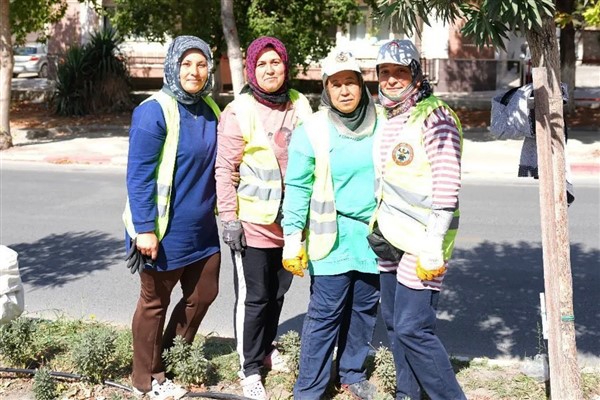 Soma’nın yolları kadın emeğiyle çiçekleniyor