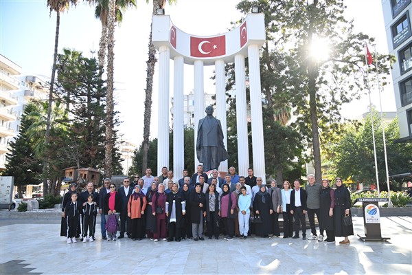 Kumluca’da Muhtarlar Günü kutlandı