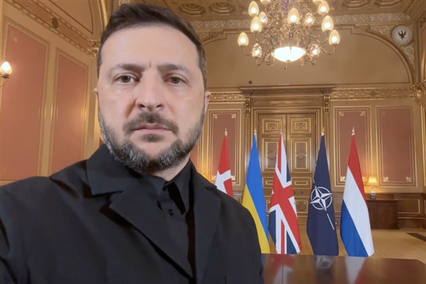 Zelenski: Rusya’nın dünya pazarına erişimleri kesilmeli