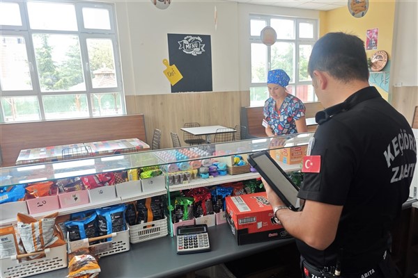 Keçiören’de okul kantinlerine denetim yapıldı