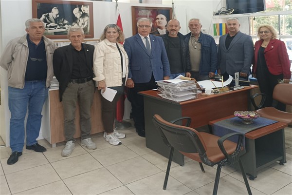 İYİ Parti Gemlik İlçe Başkanı Karaduman, Umurbey Mahallesini ziyaret etti