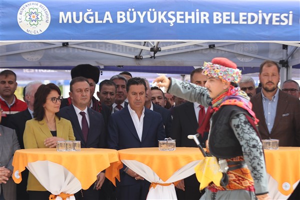 Çam Balı Hasat Şenliği gerçekleşti