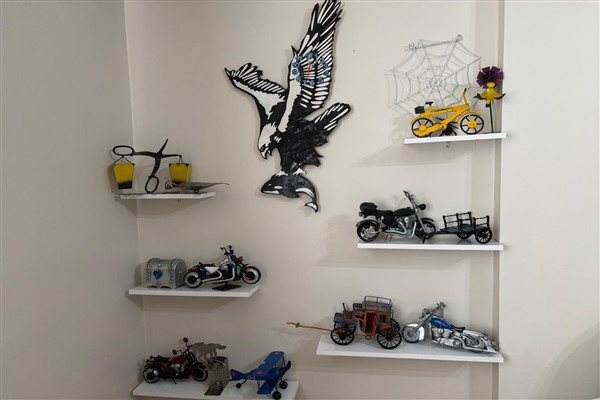 Demiri sanata dönüştüren usta: Atığın içinde sanat var