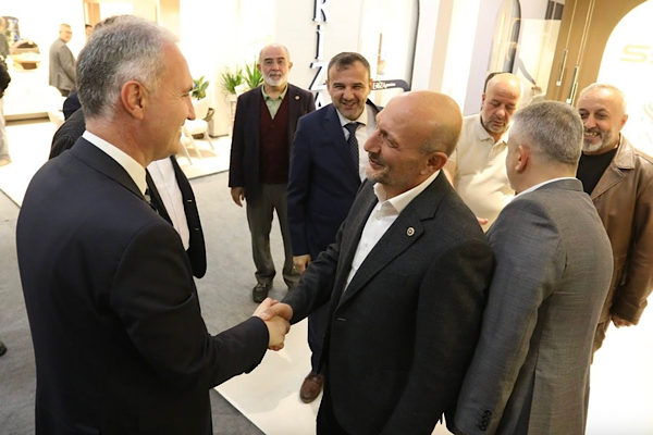 İnegöl protokolü 53. Uluslararası MODEF EXPO’yu ziyaret etti