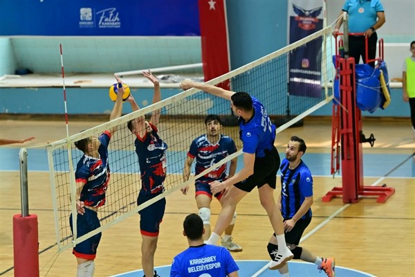 Karacabey Belediyespor, Güner Karakaya Spor Kulübü’nü mağlup etti