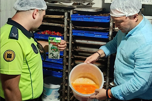 Yenimahalle’de hijyensiz imalathaneye zabıta baskını