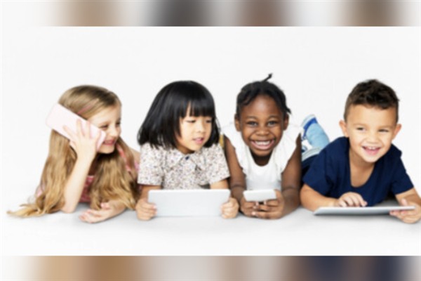 AB ülkeleri, Danimarka’nın çevrimiçi çocuk korumasını artırma planını imzaladı