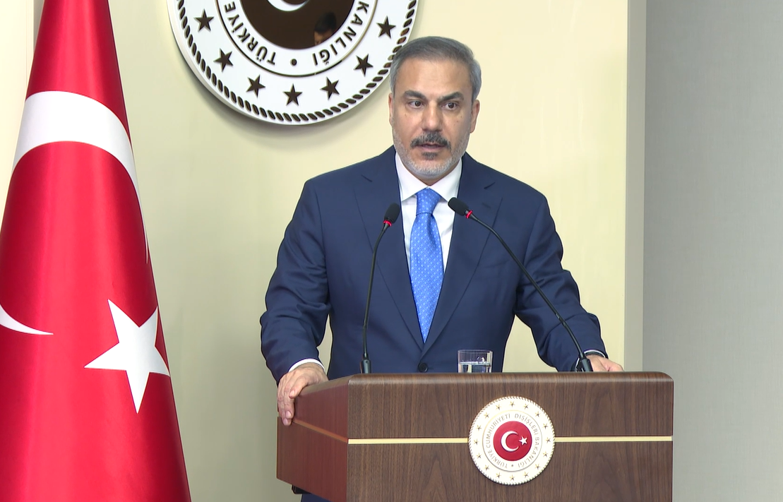 Bakan Fidan, STK temsilcileriyle buluştu