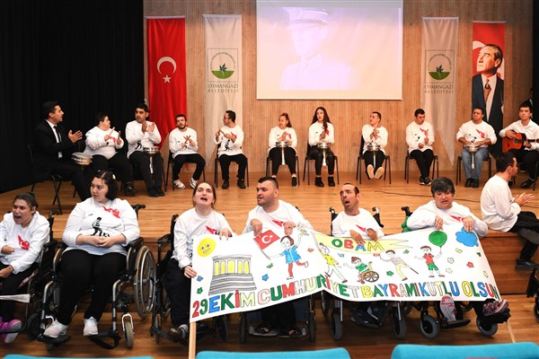 Engelli bireyler Osmangazi’de Cumhuriyet Bayramını kutladı
