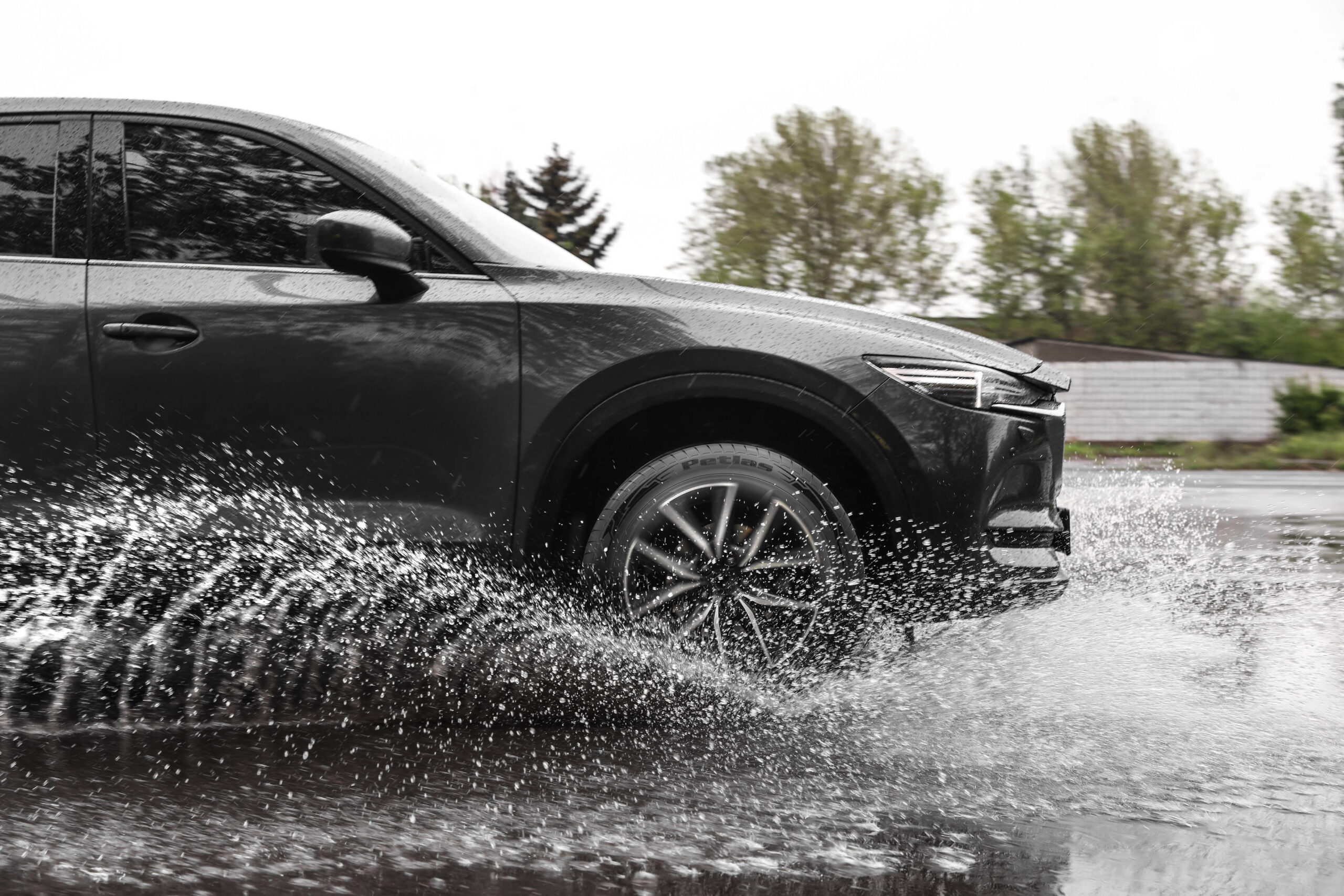 Petlas’tan suda kızaklamaya karşı güvenli sürüş önerileri