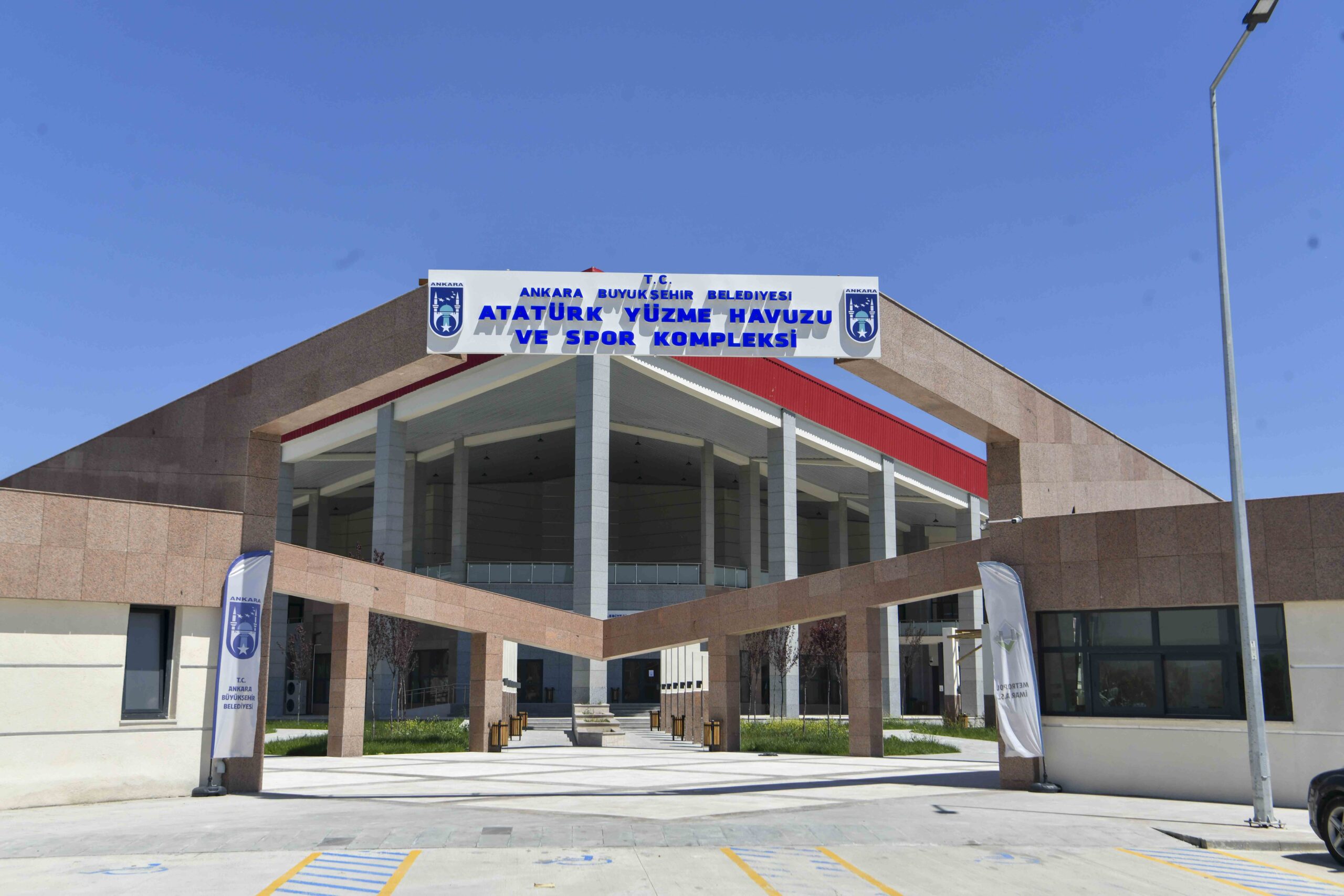 Sincan Atatürk Yüzme Havuzu ve Spor Kompleksi yenilendi