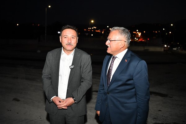 Başkan Büyükkılıç ve Vali Çiçek, Meteoroloji Katlı Kavşağı’ndaki çalışmaları inceledi