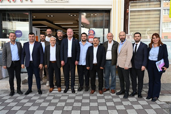 Başkan Karabatı, Sevgiyolu esnafıyla buluştu