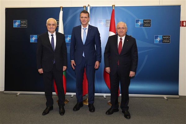 Bakan Güler, NATO Karargahı’nda mevkidaşlarıyla görüştü