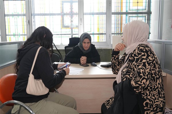 Kariyer Ofisi, iş arayanlarla işverenleri buluşturuyor