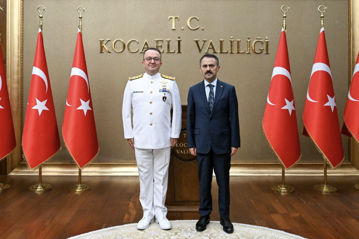 Deniz Hava Komutanı Tümamiral Eser’ten Vali Aktaş’a ziyaret