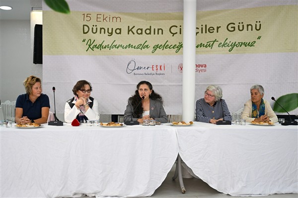 Bornova’da Dünya Kadın Çiftçiler Günü’ne özel panel ve fotoğraf sergisi