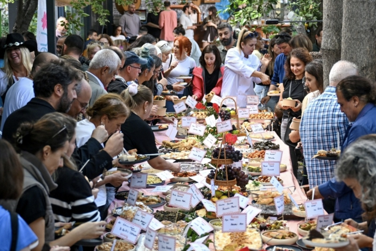 Bornova’da Misket Üzümü yeniden üretime kazandırılıyor