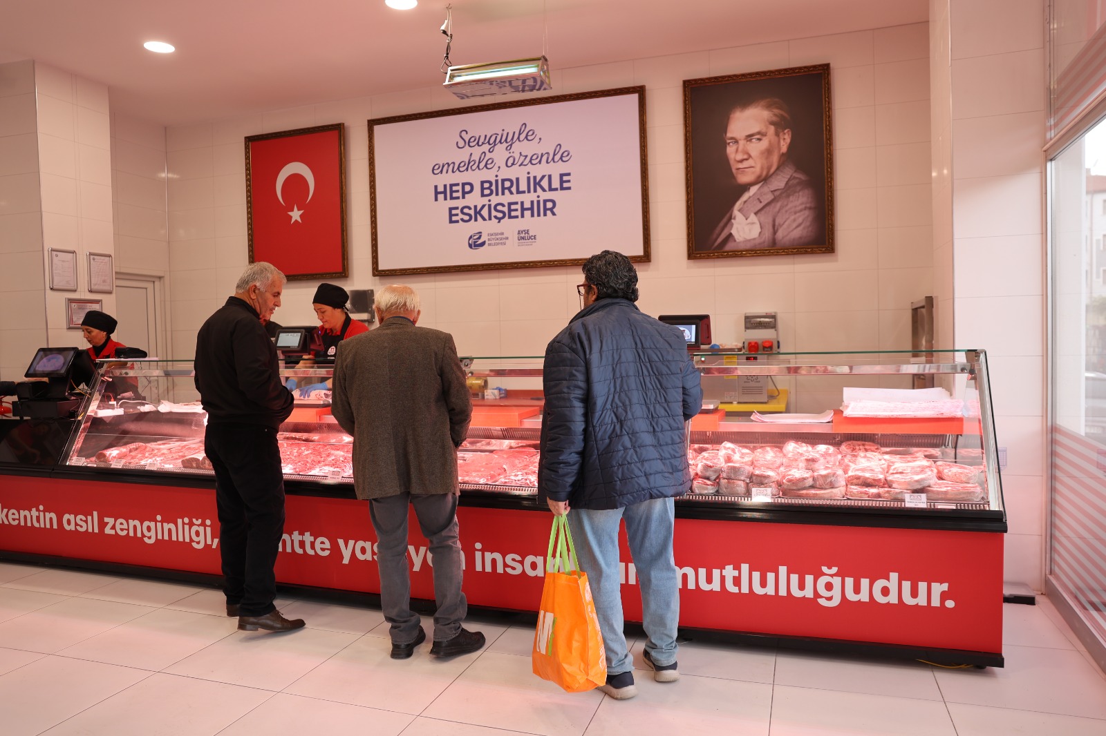 Halk Et Market Eskişehirlilerle buluştu