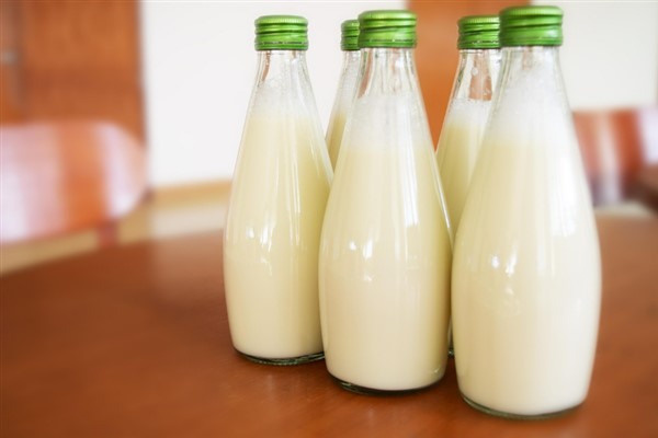 TÜİK – Ticari süt işletmeleri tarafından 933 bin 234 ton inek sütü toplandı