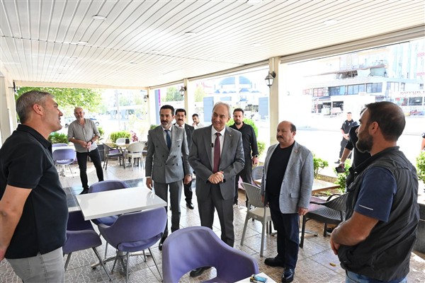 Başkan Kocagöz, Varsak esnafını ziyaret etti