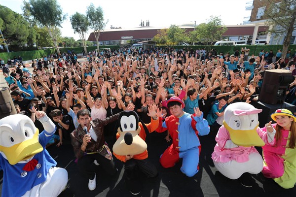 “Sahne Kepez” etkinlikleri öğrencilerle buluştu