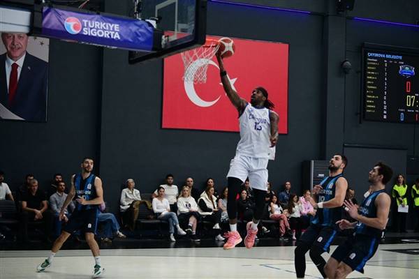 Çayırova Belediyesi, Türkiye Basketbol Ligi’nde liderliğini sürdürüyor