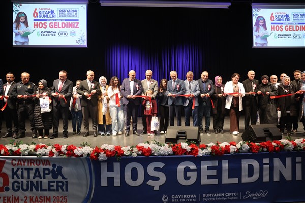 6. Çayırova Kitap Günleri, kapılarını açtı