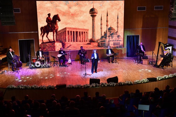 Ankara’nın başkent oluşunun 102. yılı kutlandı
