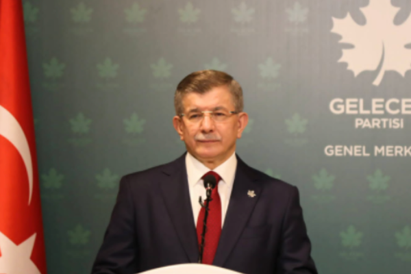 Davutoğlu, Eldar  Ebubekir’in cenaze merasimine katıldı