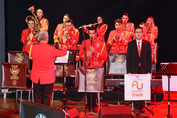 Uşak’ta Cumhuriyet Bayramı kutlamaları gerçekleşti