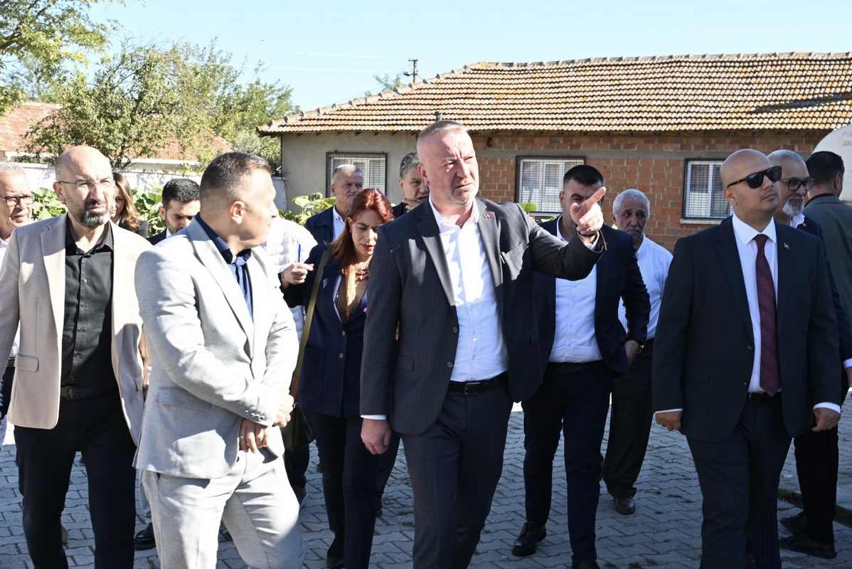 Başkan Karabatı vatandaşlarla buluştu