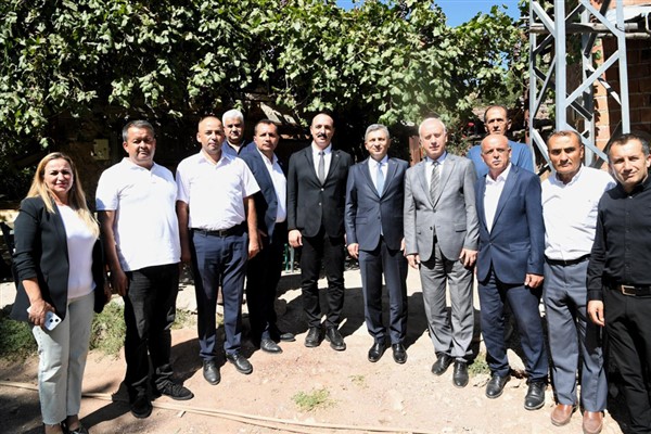 Vali, kaymakam ve başkandan Konyaaltı’nda inceleme