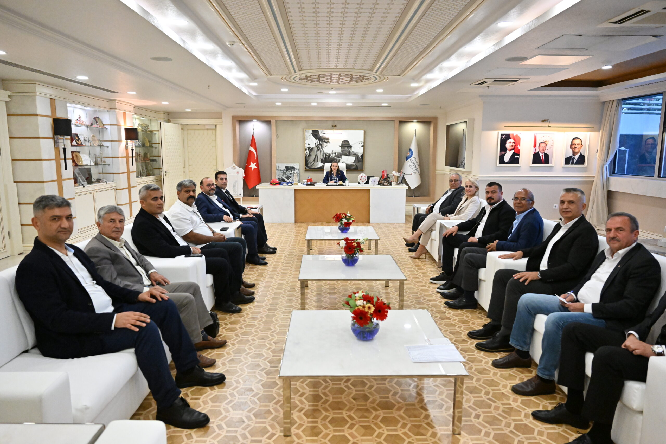 Başkan Vekili Özdemir: 19 Ekim Muhtarlar Günü kutlu olsun