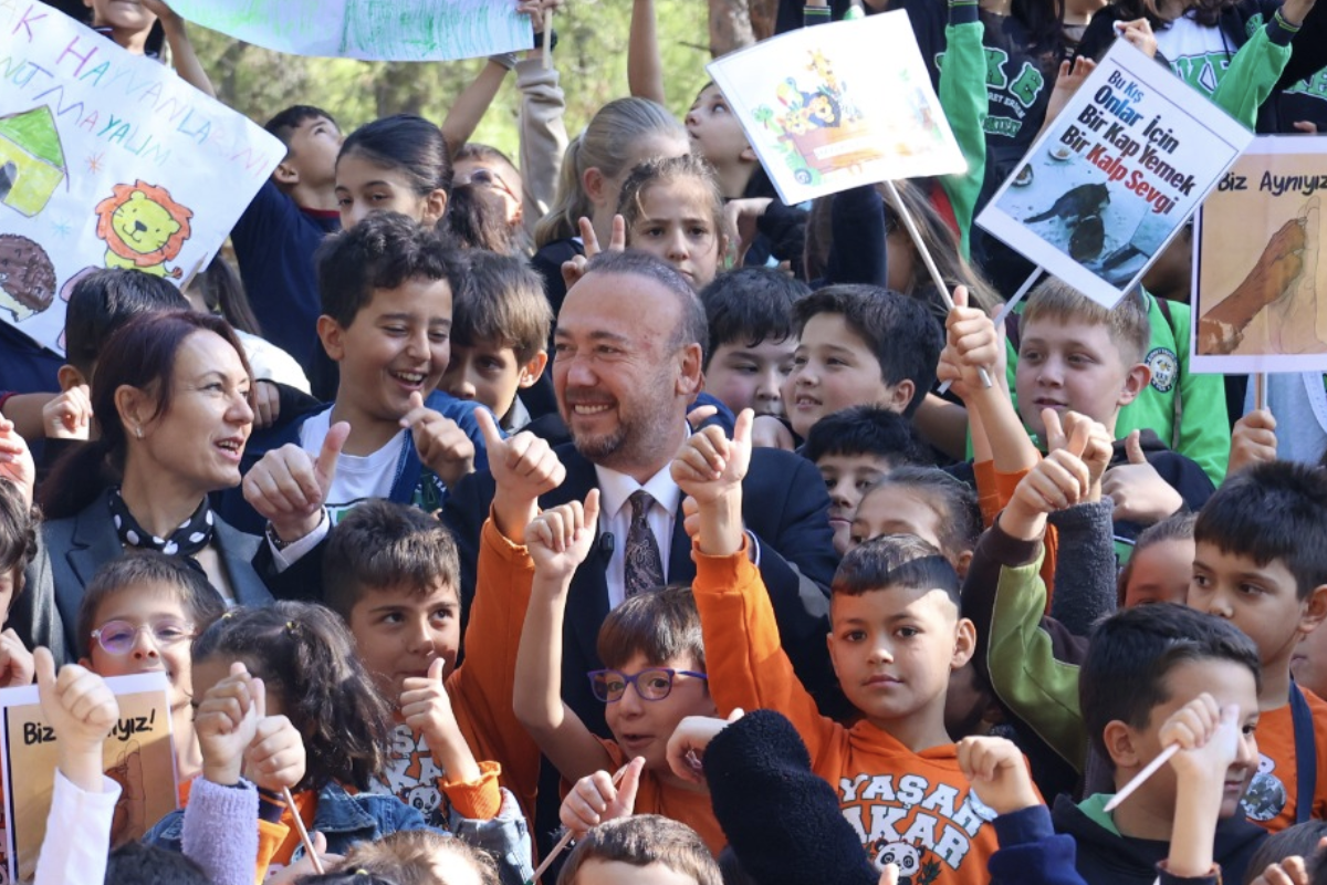 Başkan Yalım, Hayvanları Koruma Günü’nde çocuklarla buluştu