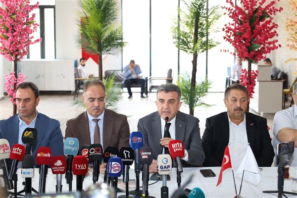 Başkan Kuş, yeni projeleri basın mensuplarına anlattı