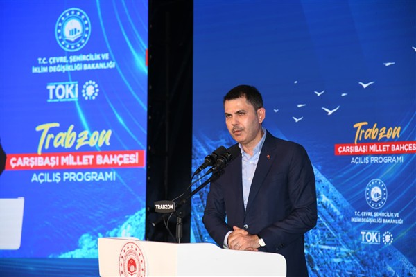 Bakan Kurum: Sındırgı’da 127 bağımsız bölüm ağır hasarlı veya yıkık olarak tespit edildi