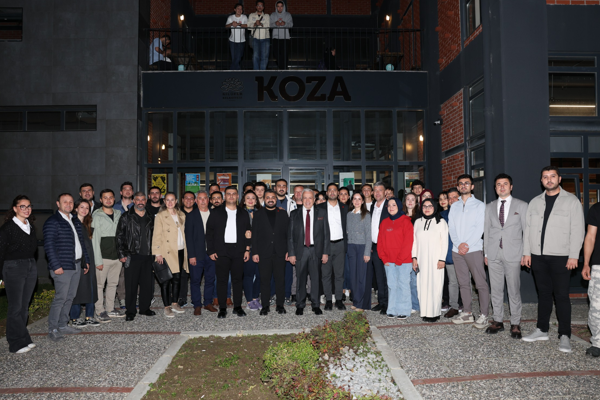 Başkan Özdemir’den üniversite öğrencilerine destek