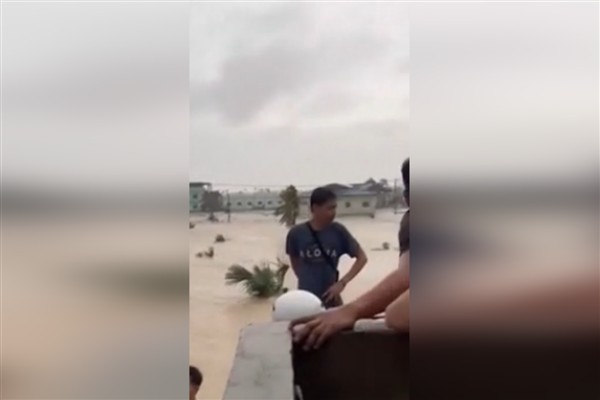 Filipinler’de tayfunda en az beş kişi hayatını kaybetti