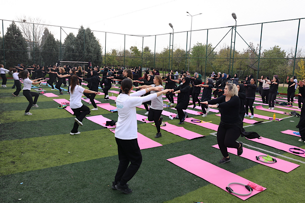 Çayırovalı kadınlar “Matını Al Gel” etkinliğinde buluştu