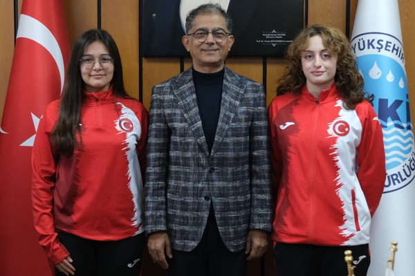 Milli yüzücülerden olimpiyat  öncesi Özen’e ziyaret