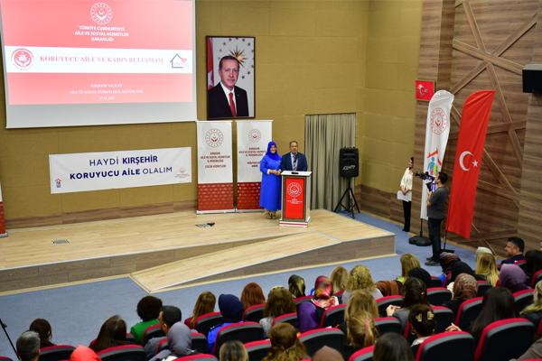 Kırşehir’de Koruyucu Aile Farkındalık Toplantısı yapıldı