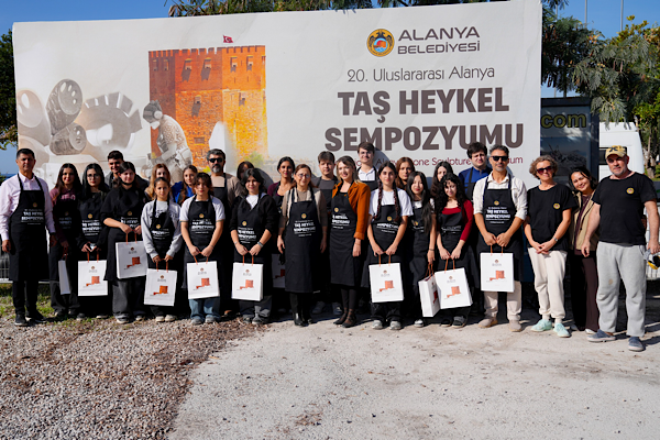 Alanyalı gençler heykel sanatıyla buluştu