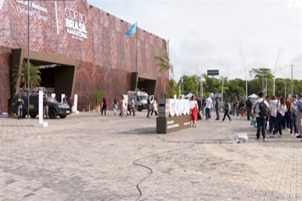 BM iklim zirvesinde fosil yakıt tartışması patlak verdi